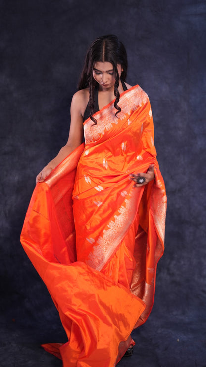 Alankaar: Pure Katan silk handwoven Banarasi saree