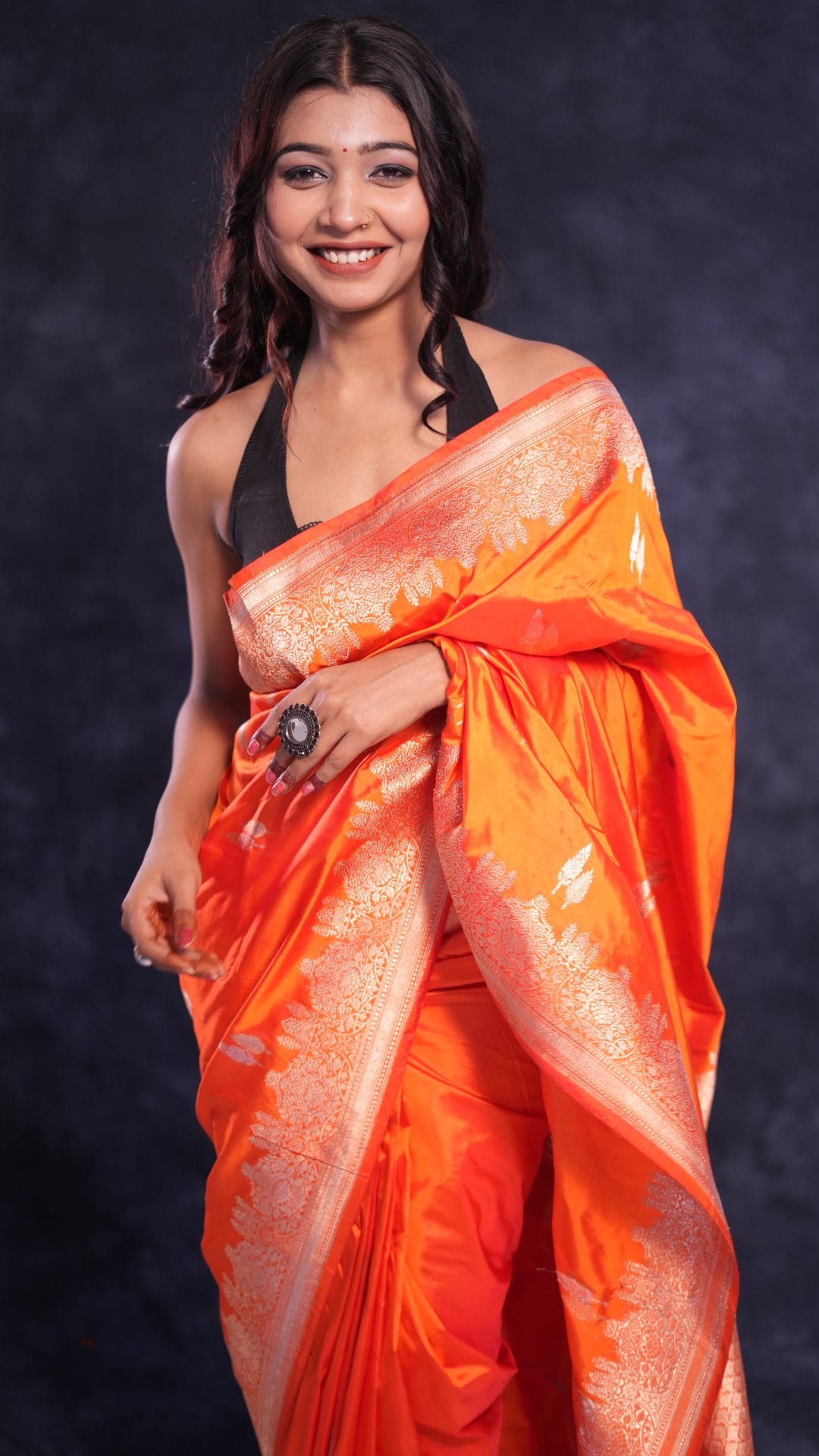 Alankaar: Pure Katan silk handwoven Banarasi saree