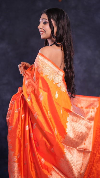 Alankaar: Pure Katan silk handwoven Banarasi saree