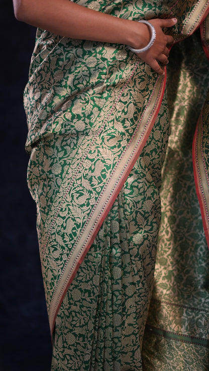 Bhavy: Pure Katan silk handwoven Banarasi saree