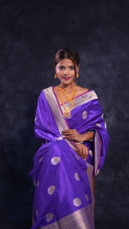 Sona-Rupa Luxurious Katan silk Banarasi saree