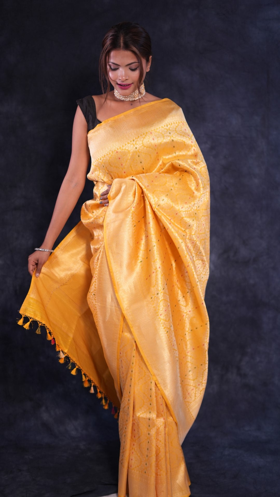 Mangala: Yellow Meenadar pure silk Tanchoi Banarasi saree